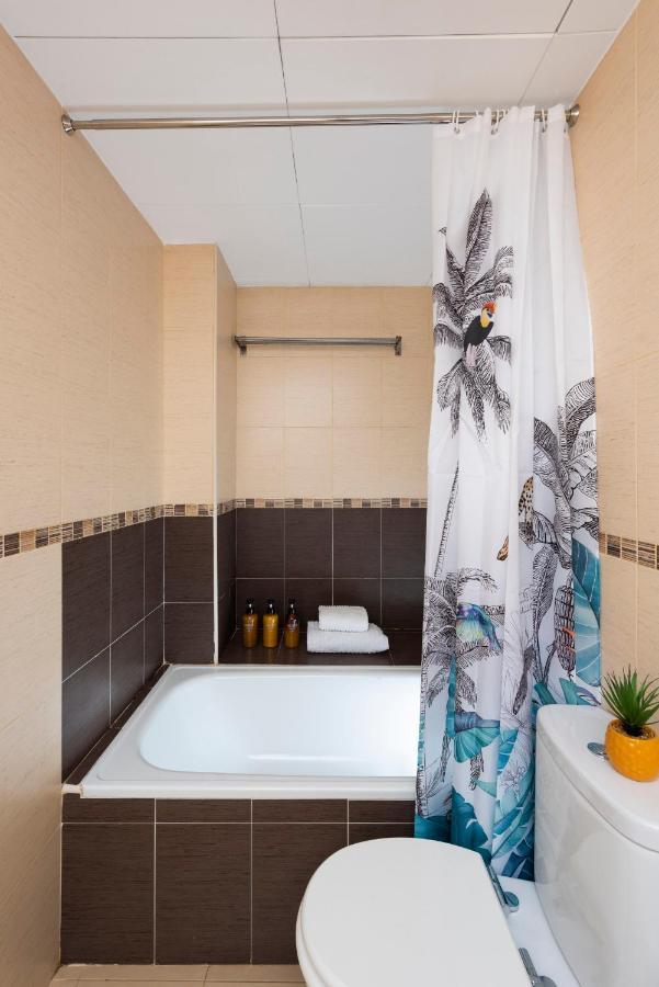 Unika Homes Malaga Beach & City Экстерьер фото