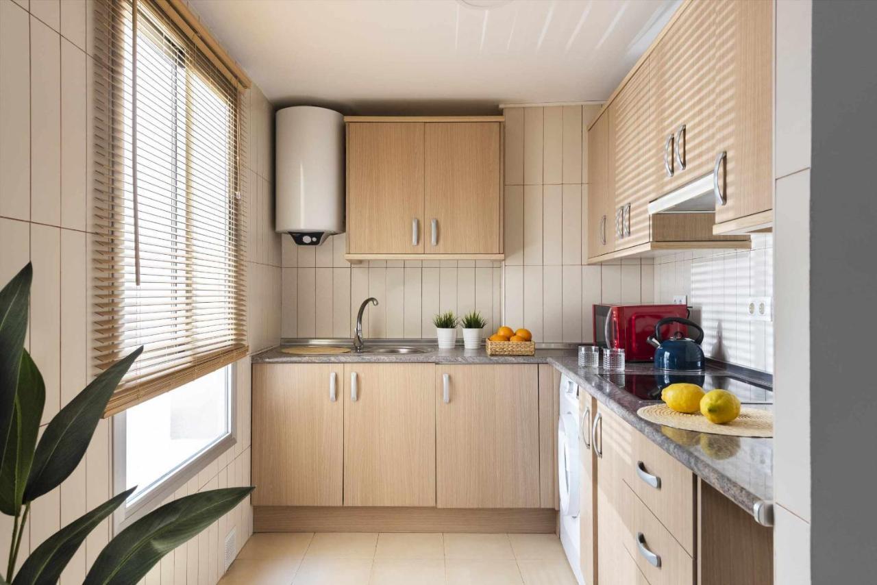 Unika Homes Malaga Beach & City Экстерьер фото